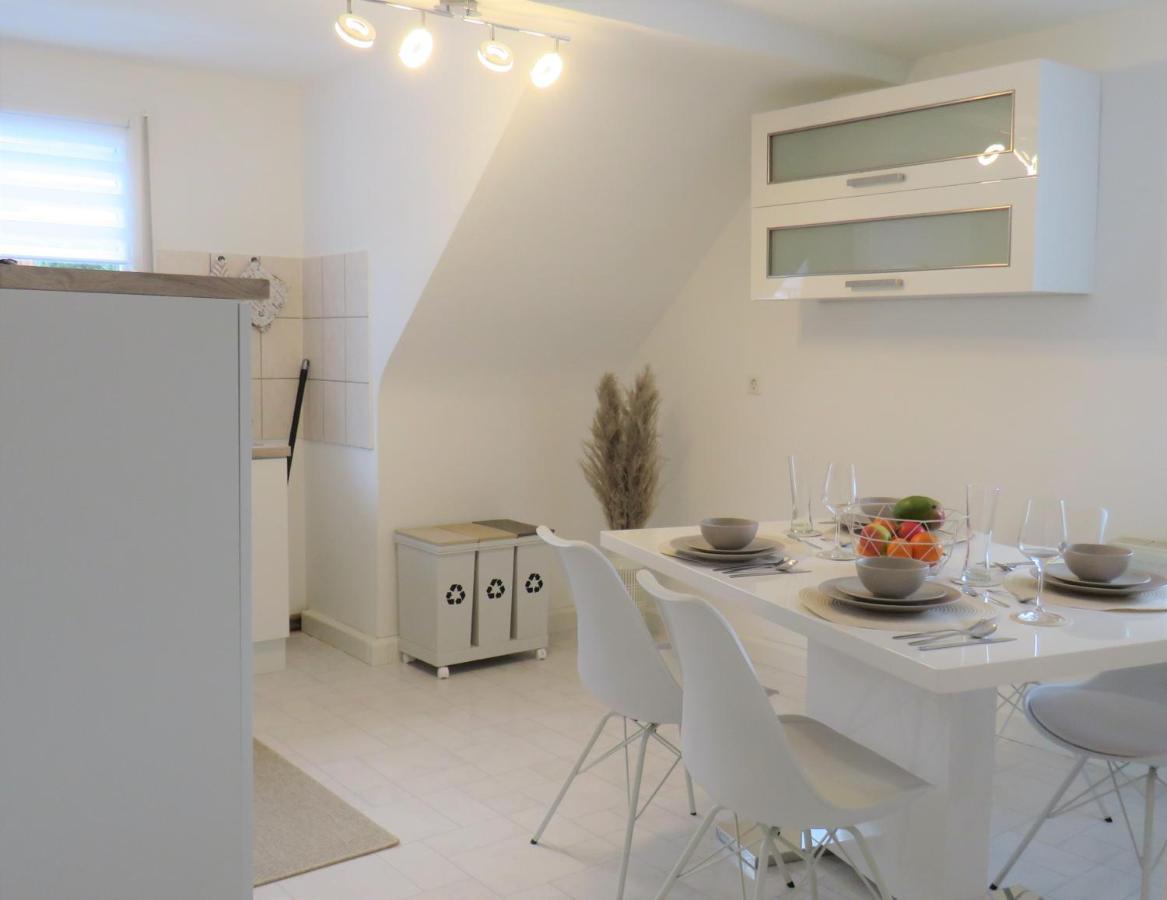 Alte Schule, Ferien- Und Monteurwohnung Gernsbach